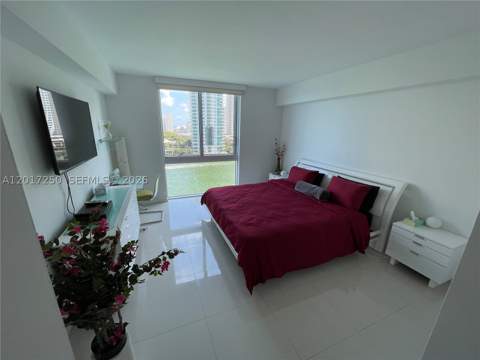 335 S Biscayne Blvd 1209, Miami FL - photo 8 of 22