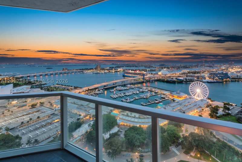 2 bedroom Condominium at 244 Biscayne Blvd 3602, Vizcayne North Condo, Miami — photo 1