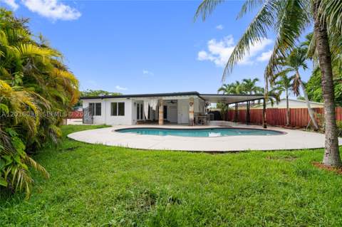 13611 SW 77th St, Miami FL - photo 6 of 64