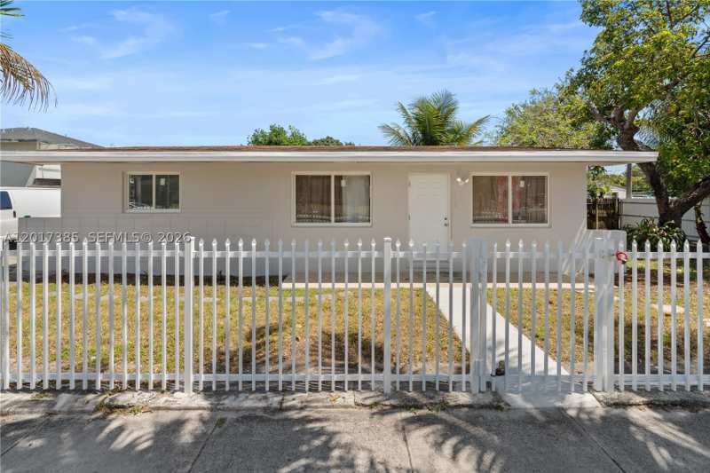 3 bedroom SingleFamilyResidence at 8400 NW 24th Ct, Bertha Park, Miami — photo 1