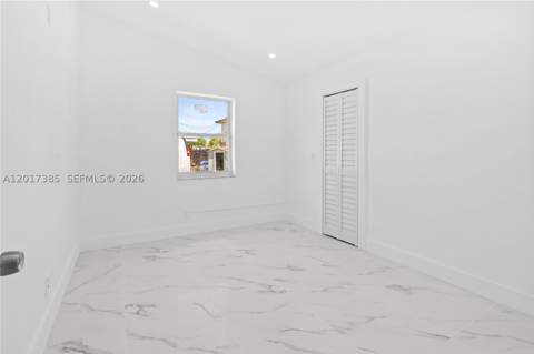 8400 NW 24th Ct, Miami FL - photo 10 of 18
