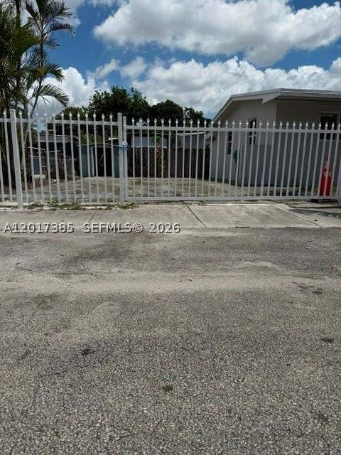 8400 NW 24th Ct, Miami FL - photo 15 of 18