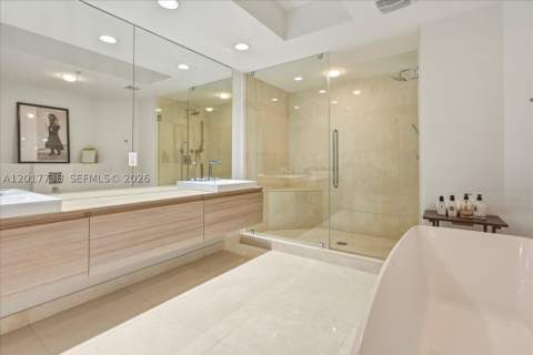 17301 Biscayne Blvd 605, North Miami Beach FL - photo 12 of 34