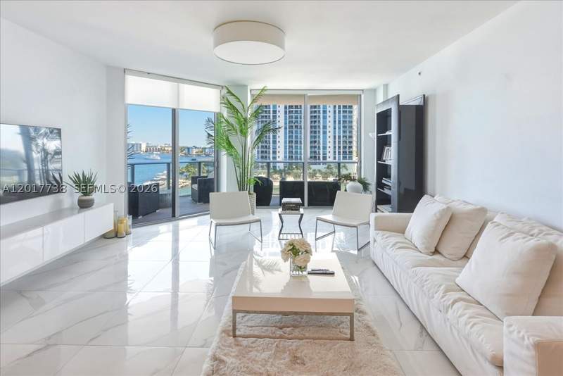 2 bedroom Condominium at 17301 Biscayne Blvd 605, Marina Palms Residences N, North Miami Beach — photo 4