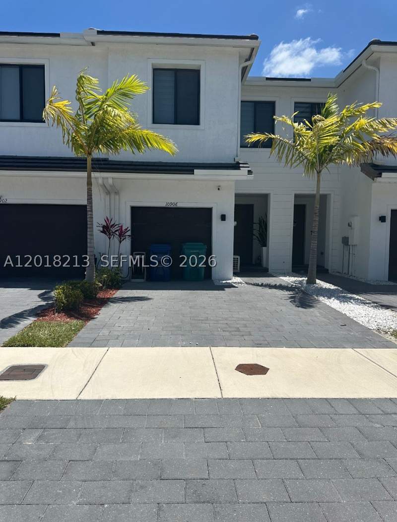 3 bedroom Townhouse at 10906 SW 232nd Ter, Mc Residential, Homestead — photo 2