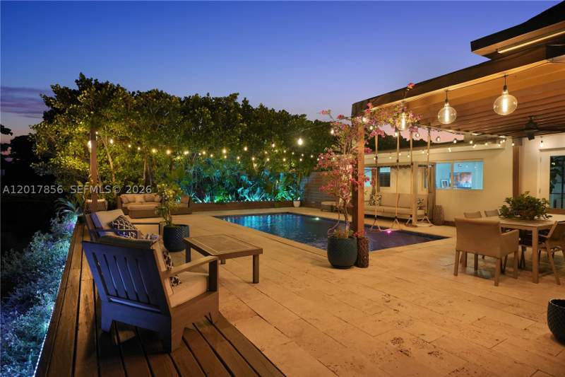 4 bedroom SingleFamilyResidence at 5241 SW 104th Ave, Heftler Homes Sec 3, Miami — photo 3