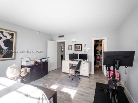90 Edgewater Dr 114, Coral Gables FL - photo 13 of 32