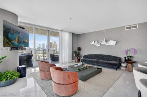 330 Sunny Isles Blvd 5-2301, Sunny Isles Beach FL - photo 14 of 54