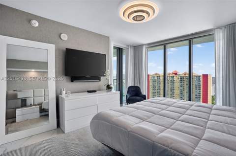 330 Sunny Isles Blvd 5-2301, Sunny Isles Beach FL - photo 19 of 54