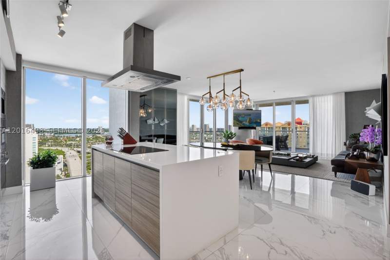 3 bedroom Condominium at 330 Sunny Isles Blvd 5-2301, Parque Towers Condo, Sunny Isles Beach — photo 3