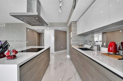 330 Sunny Isles Blvd 5-2301, Sunny Isles Beach FL - photo 7 of 54