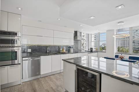 5660 Collins Ave 6C, Miami Beach FL - photo 14 of 31