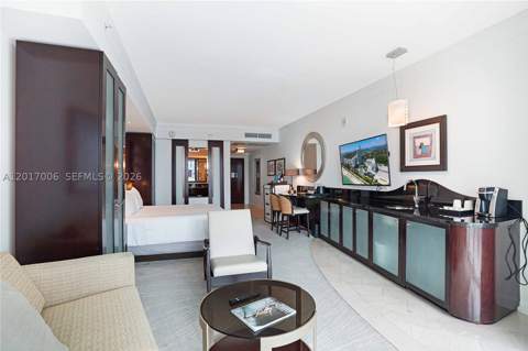 4391 Collins Ave 916, Miami Beach FL - photo 17 of 19