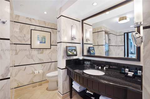 4391 Collins Ave 916, Miami Beach FL - photo 8 of 19