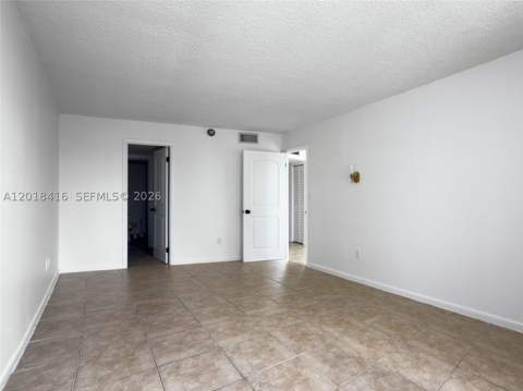 496 NW 165th St Rd D-410, Miami FL - photo 6 of 15