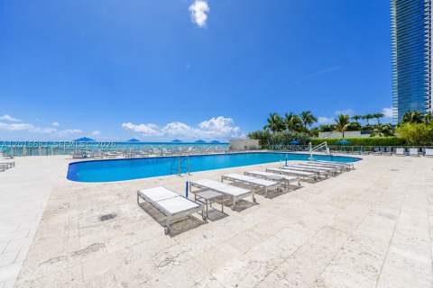19201 Collins Ave 609, Sunny Isles Beach FL - photo 18 of 25