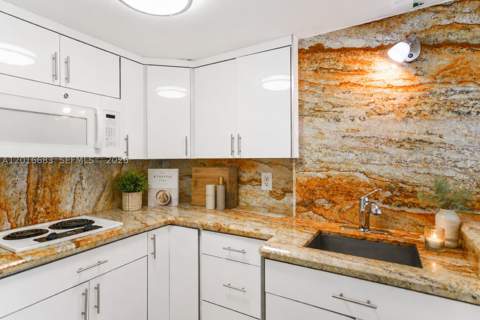 19201 Collins Ave 609, Sunny Isles Beach FL - photo 7 of 25