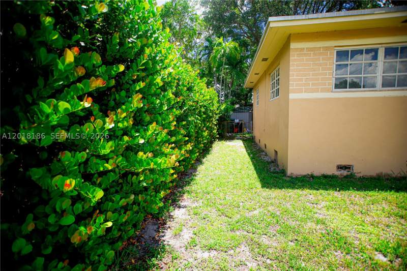 3 bedroom SingleFamilyResidence at 1100 NE 160th Ter, Monticello Pk Unit No 3, North Miami Beach — photo 3
