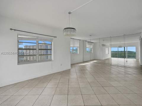 300 Bayview Dr 906, Sunny Isles Beach FL - photo 15 of 67