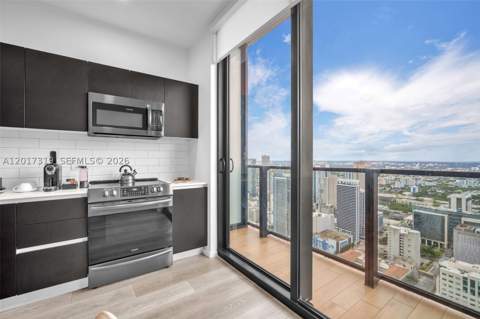 398 NE 5th St 4701, Miami FL - photo 13 of 48