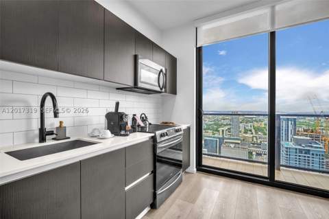 398 NE 5th St 4701, Miami FL - photo 14 of 48