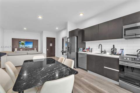 398 NE 5th St 4701, Miami FL - photo 16 of 48