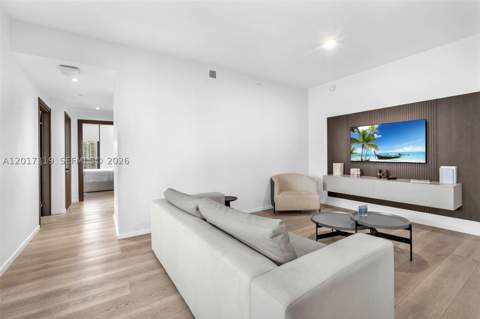 398 NE 5th St 4701, Miami FL - photo 18 of 48
