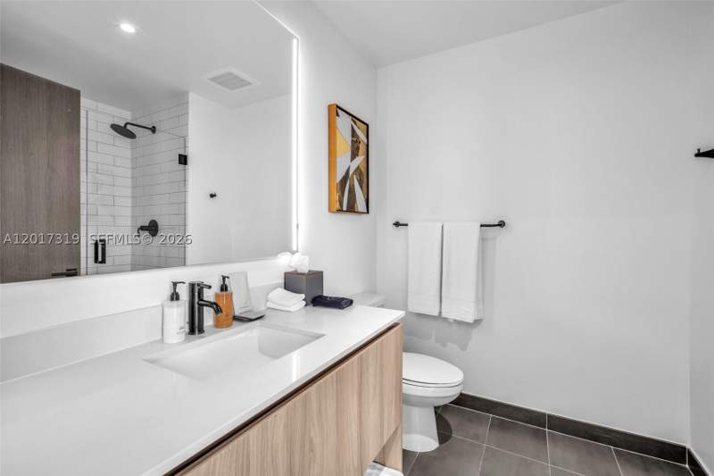 3 bedroom Condominium at 398 NE 5th St 4701, Map Of Miami Dade Co. FL., Miami — photo 3