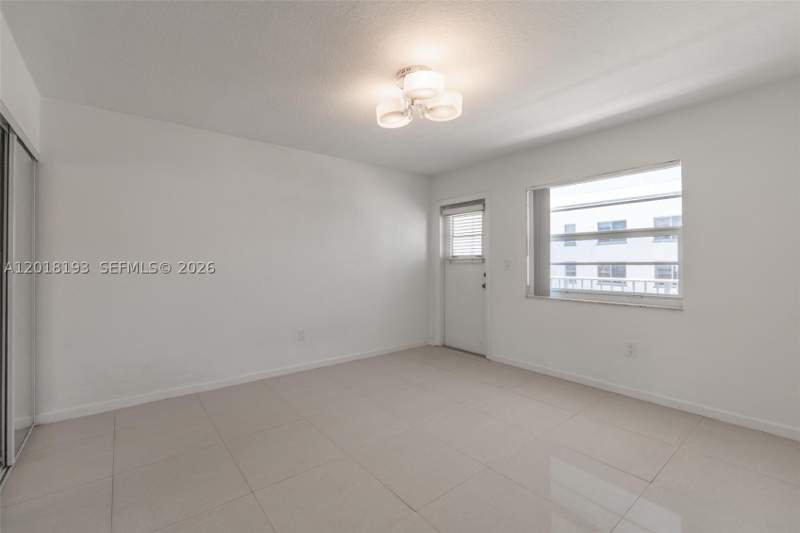 1 bedroom Condominium at 525 Meridian Ave 305, 525 Meridian Condo, Miami Beach — photo 5