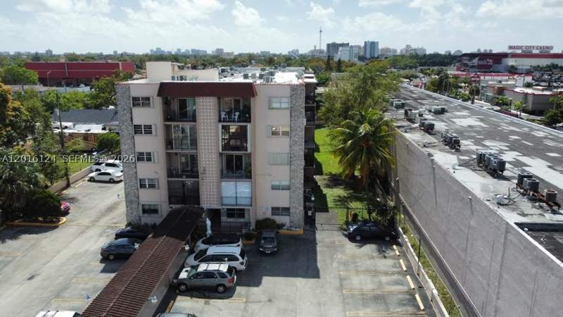 2 bedroom Condominium at 3640 NW 9th St 201, El Cid Condo, Miami — photo 4
