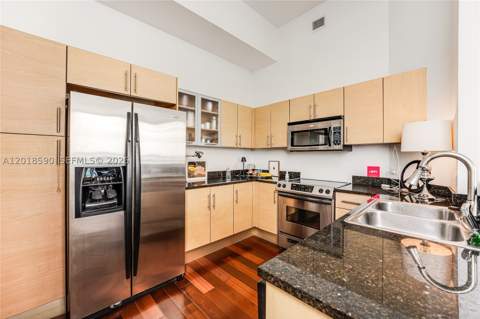 725 NE 22nd St Ph2A, Miami FL - photo 17 of 30