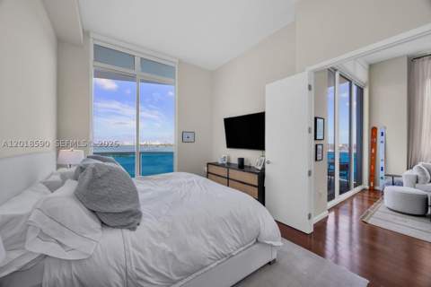 725 NE 22nd St Ph2A, Miami FL - photo 22 of 30