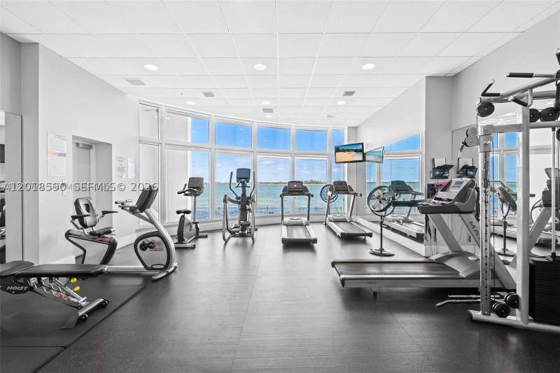 2 bedroom Condominium at 725 NE 22nd St Ph2A, New Wave Condo, Miami — photo 5