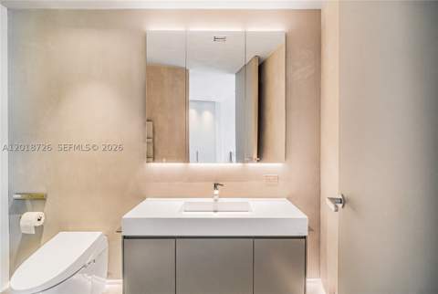 18555 Collins Ave 3705, Sunny Isles Beach FL - photo 17 of 40