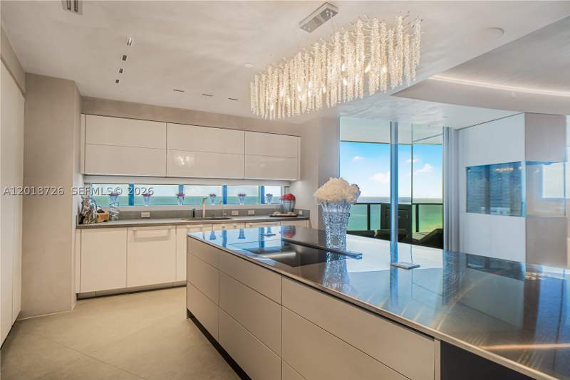 4 bedroom Condominium at 18555 Collins Ave 3705, 18555 Collins Avenue Cond, Sunny Isles Beach — photo 2
