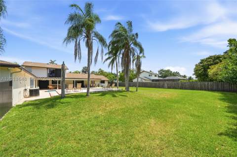 15130 SW 164th Ter, Miami FL - photo 13 of 66