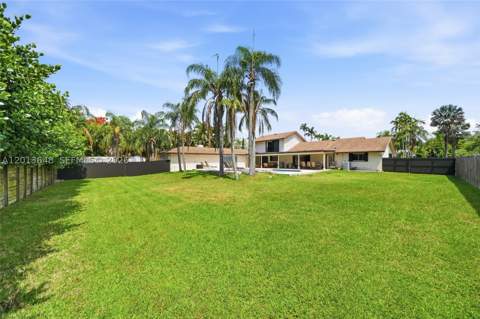 15130 SW 164th Ter, Miami FL - photo 14 of 66