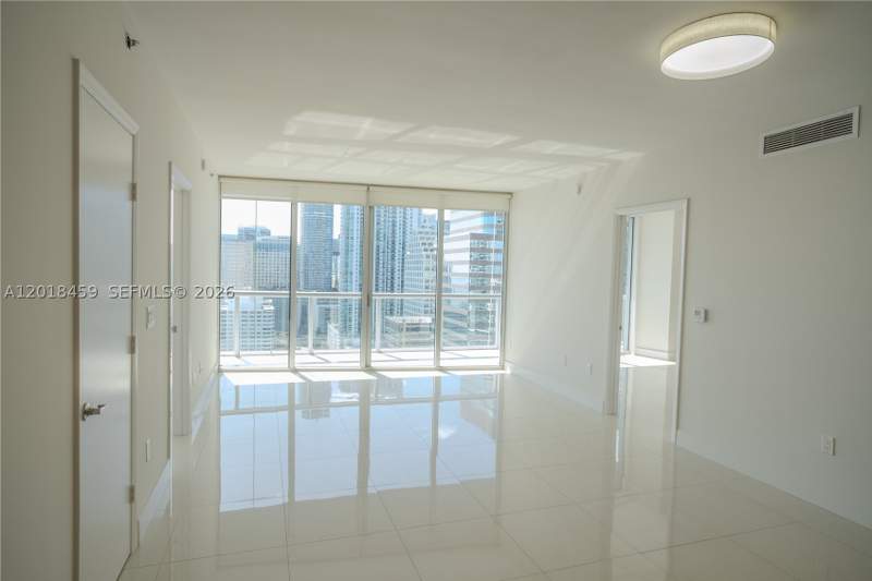2 bedroom Condominium at 495 Brickell Ave 2703, Icon Brickell No Two, Miami — photo 4