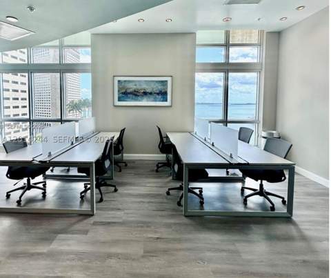 300 S Biscayne Blvd L-L32, Miami FL - photo 15 of 24