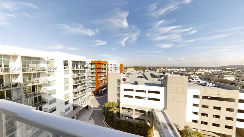 2 bedroom Condominium at 7825 NW 107th Ave 821, Midtown At Doral, Doral — photo 2