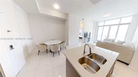 7825 NW 107th Ave 821, Doral FL - photo 8 of 24