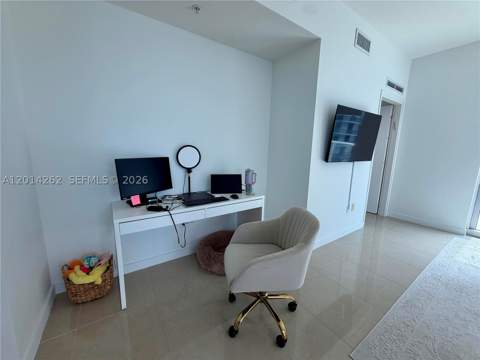 300 S Biscayne Blvd T-3701, Miami FL - photo 8 of 27