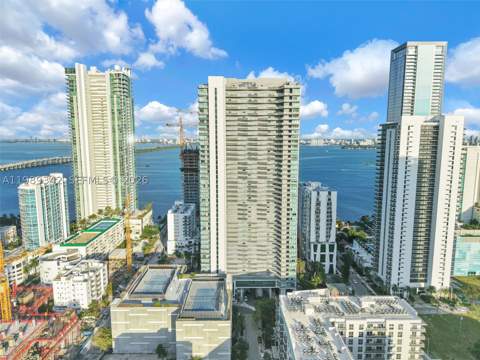 460 NE 28th St 601, Miami FL - photo 20 of 42