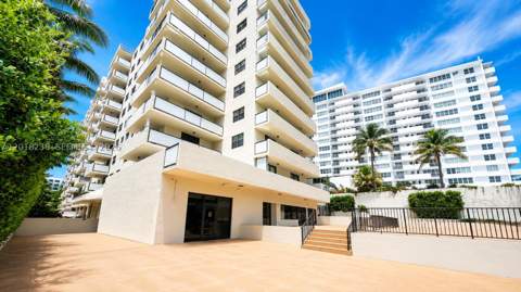 1621 Collins Ave 310, Miami Beach FL - photo 11 of 60
