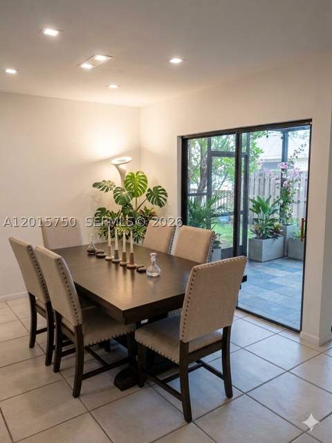 341 Ives Dairy Rd 341-06, Miami FL - photo 6 of 17