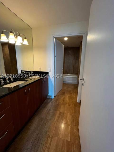 300 S Biscayne Blvd T-1606, Miami FL - photo 16 of 32