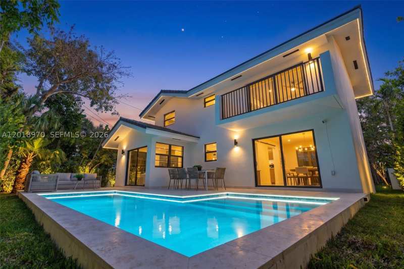 4 bedroom SingleFamilyResidence at 1415 Trillo Ave, Coral Gables Riviera Sec, Coral Gables — photo 1