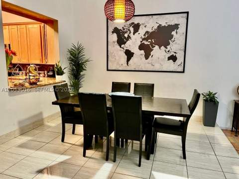 509 NE 199th Ln 3A, Miami FL - photo 8 of 10