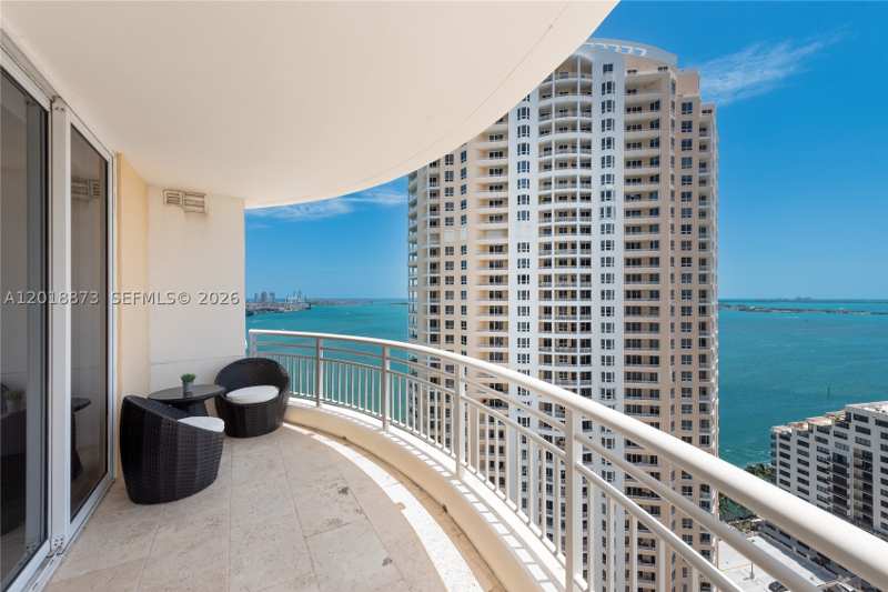 1 bedroom Condominium at 848 Brickell Key Dr 2703, Three Tequesta Point Condo, Miami — photo 1