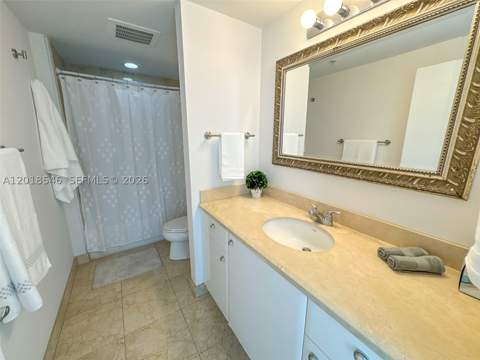 19400 Turnberry Way 531, Aventura FL - photo 12 of 17